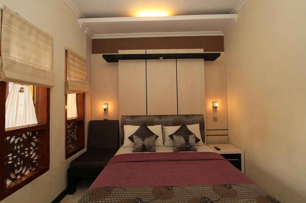 Urbanview Adya Nalendra Tugu Jogja Hotel Yogyakarta Exterior photo